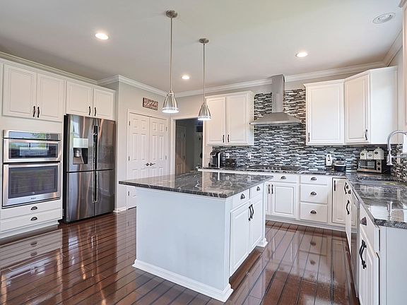 4th image of 7016 Corkwood Knl