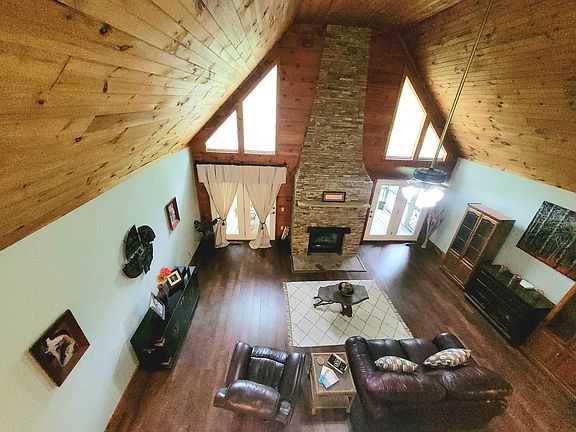 5th image of 101 Snow Bird Ln