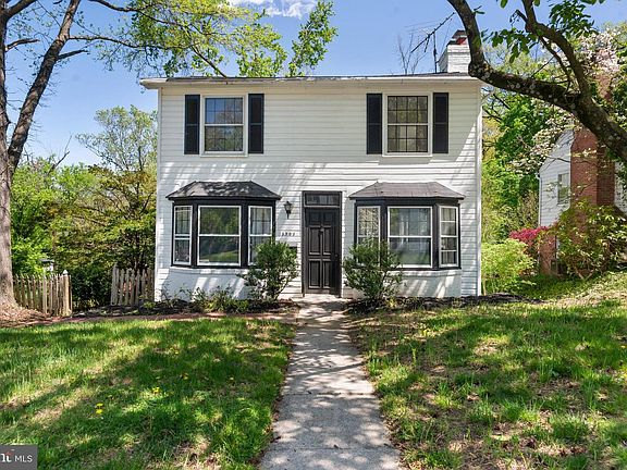 3rd image of 2305 Pickwick Rd