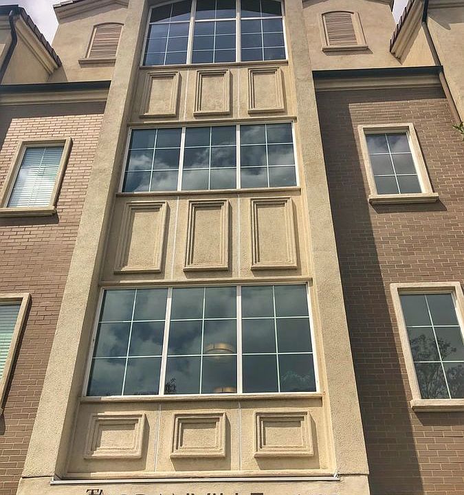 1st image of 1625 S Granville Ave #206