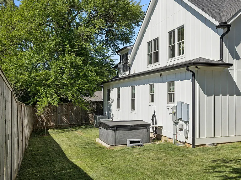 2203 Hobbs Rd — Photo 80