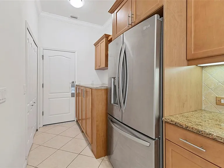 7236 Lismore Ct — Photo 11