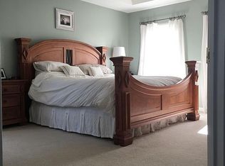 5901 Windsor Dr, Des Moines, IA 50312