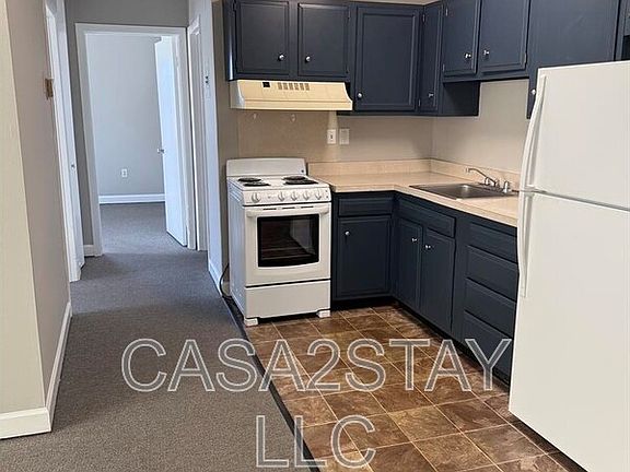 2nd image of 2123 Saint Johns Pl Unit 2123