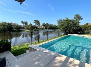 18 Marin Creek Pl, Spring, TX 77389