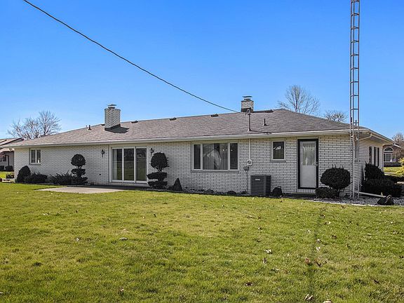 5th image of 25385 Beth Ann Dr