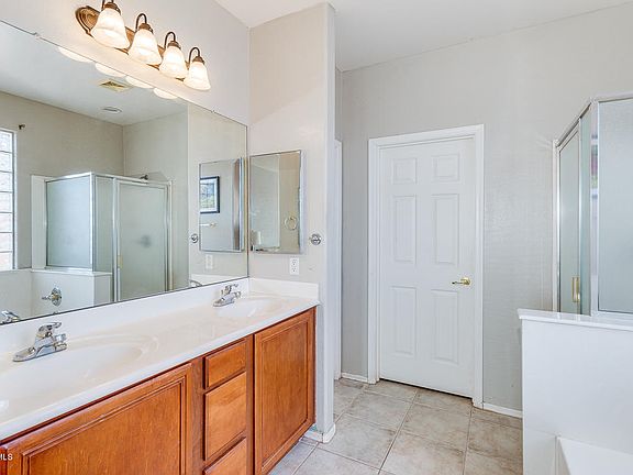 4th image of 21341 E Calle De Flores