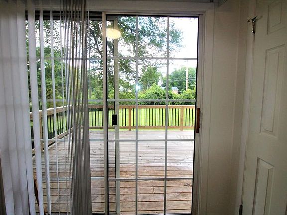 5th image of 602 Bourn Ave