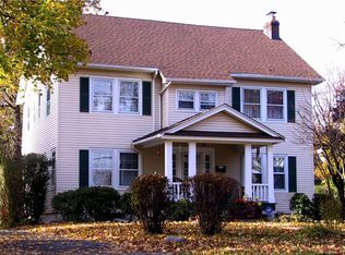 194 Grove St, Montclair, NJ 07042