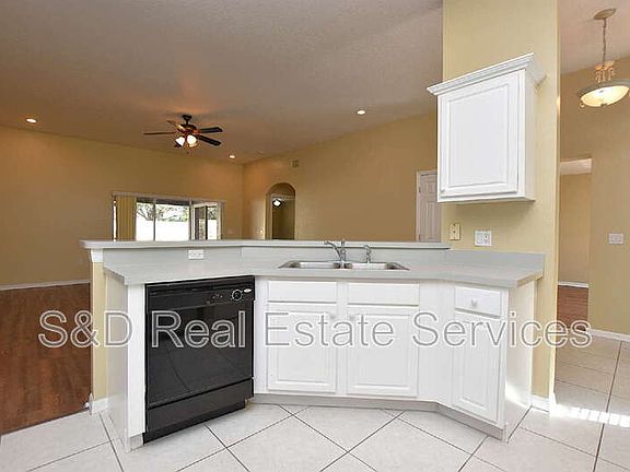 4th image of 2426 Colonel Ford Dr