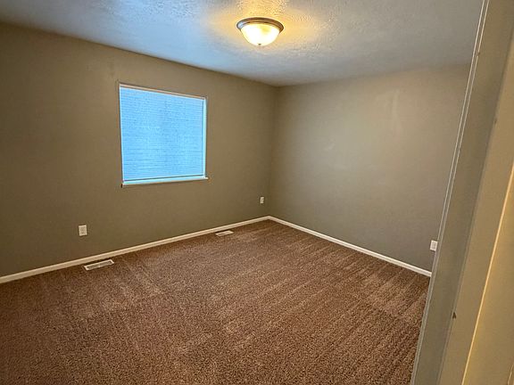 3rd image of 721 1st St NW