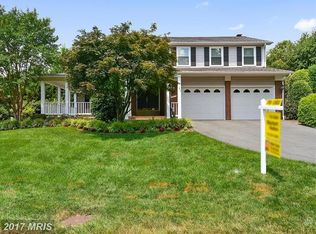 13411 Birch Bark Ct, Fairfax, VA 22033