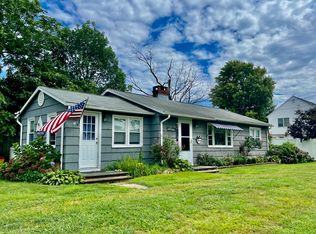 28 Kelsey Rd, Clinton, CT 06413