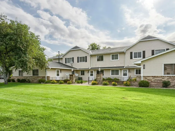 11345 Ibis St NW, Coon Rapids, MN 55433