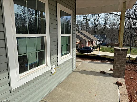 2nd image of 5315 Salem Woods Dr