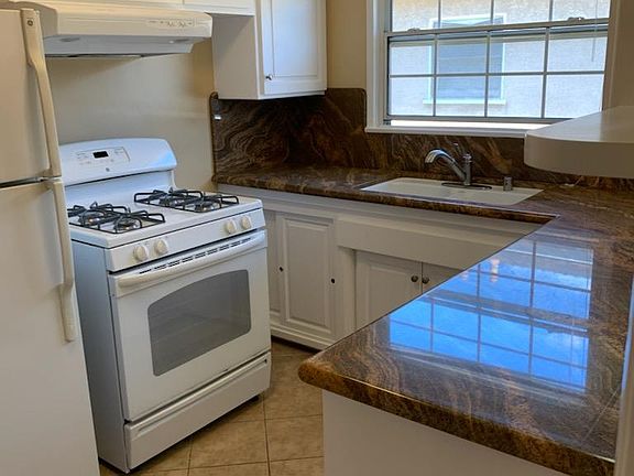 5th image of 11629 National Blvd #2
