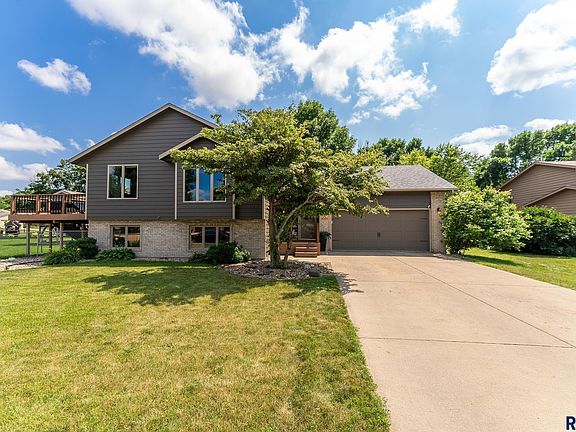 3rd image of 6705 W Westminster Dr