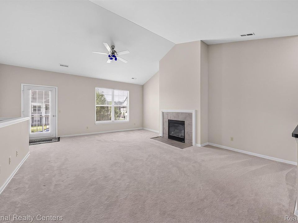 1179 Alameda Blvd, photo 8