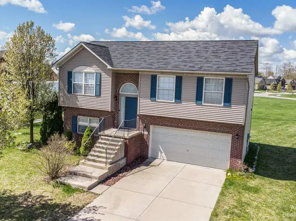 281 Dundee Ridge Dr, Dundee, MI 48131