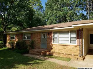 1606 Club View Dr NW, Huntsville, AL 35816