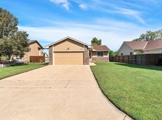 3110 W Wildwood Cir, Wichita, KS 67217