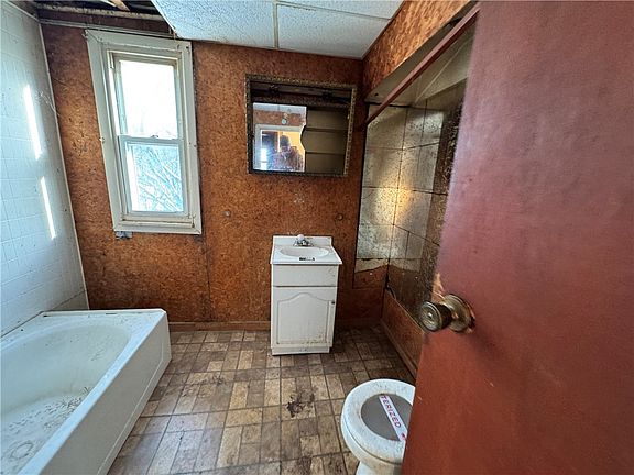 5th image of 283 Bascom Ave
