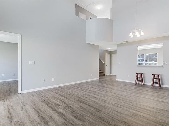 4th image of 14757 Laguna Beach Cir