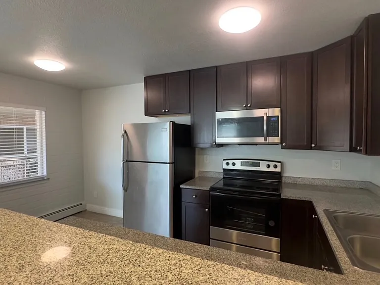 Moran Apartments — Photo 3