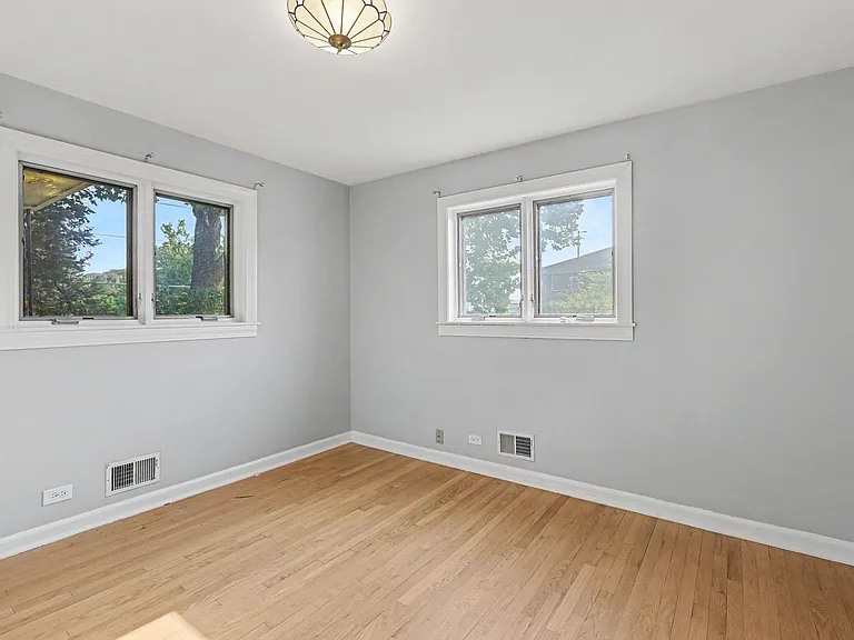905 S Harrison St — Photo 9