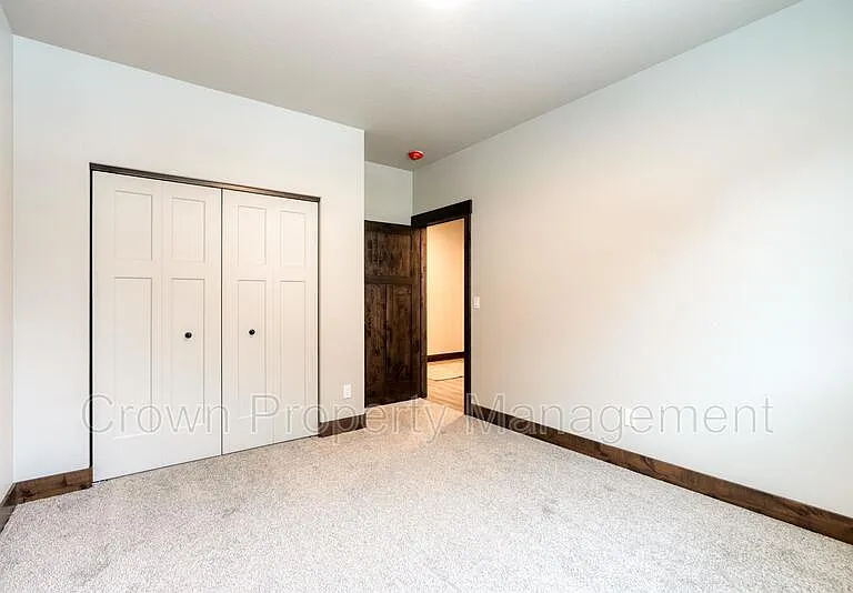 4032 Snowberry Ave — Photo 28