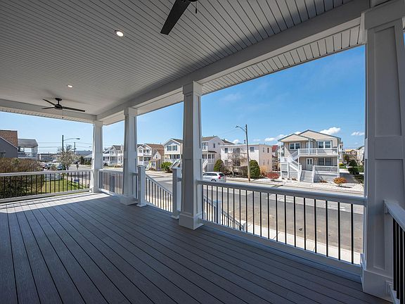 4th image of 3309 Haven Ave #1