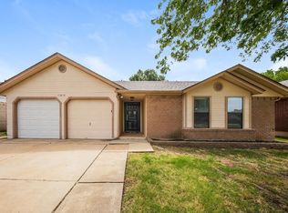 11612 Wallace Ave, Oklahoma City, OK 73162