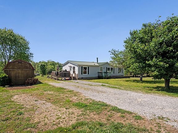 2nd image of 3005 Tomlinson Hills Dr