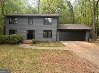 3395 S Rockview Ct, Lithonia, GA 30038