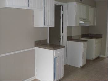 1st image of 5435 Fontana Ave