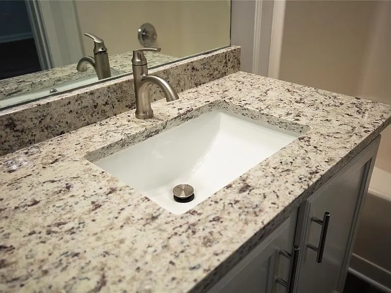 649 Kenridge Dr — Photo 26
