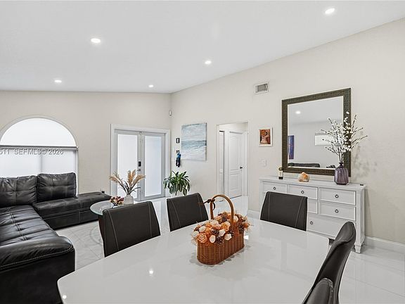 5th image of 7456 W 34th Ln