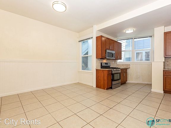 3rd image of 863 Union St