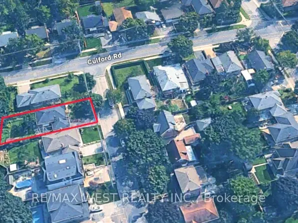 65 Ridge Point Cres, Toronto, ON M6M 2Z7