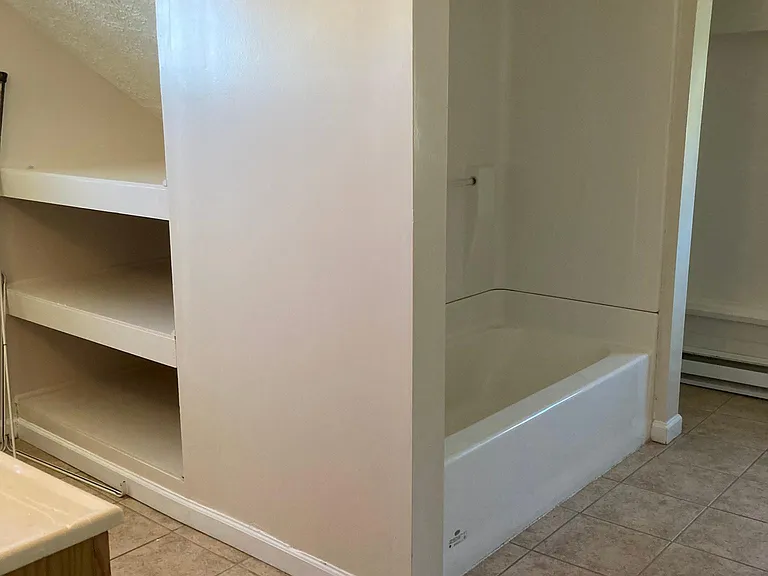 436 Iowa Ave #4 — Photo 9