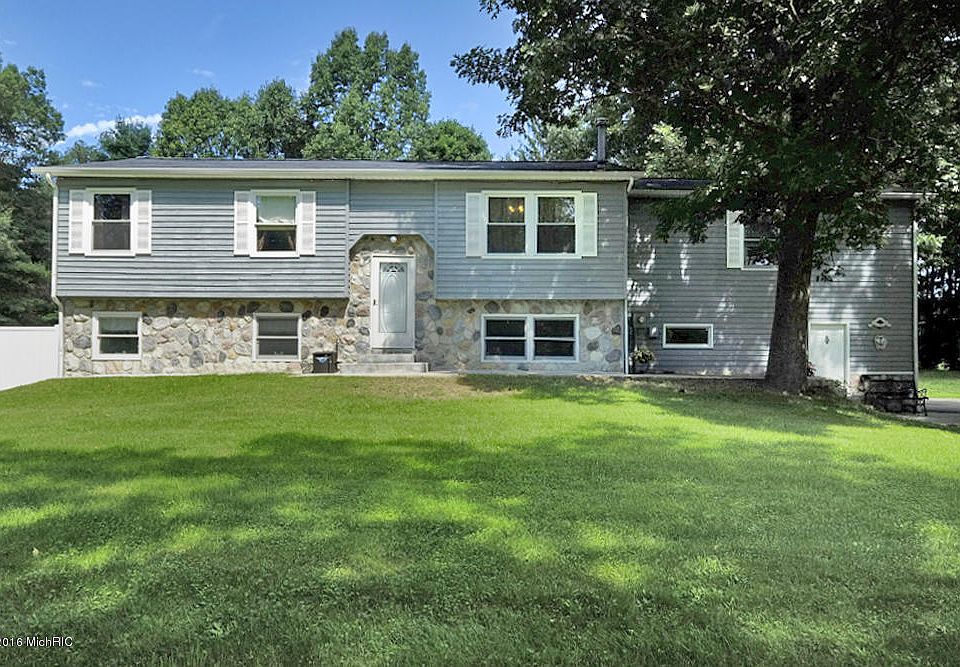 1st image of 1577 Woodlea Dr