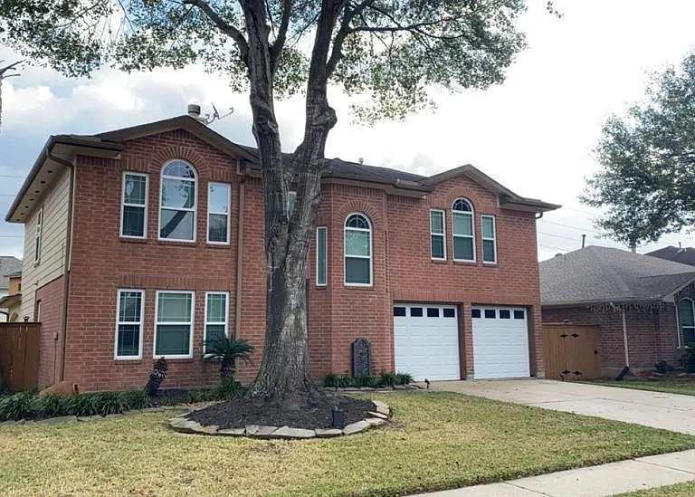 8311 Chelsea Bend Ct — Photo 1