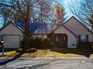 330 Gardenia Dr, Whiting, NJ