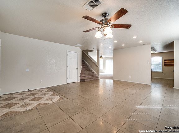 4th image of 2511 Sunview Oaks