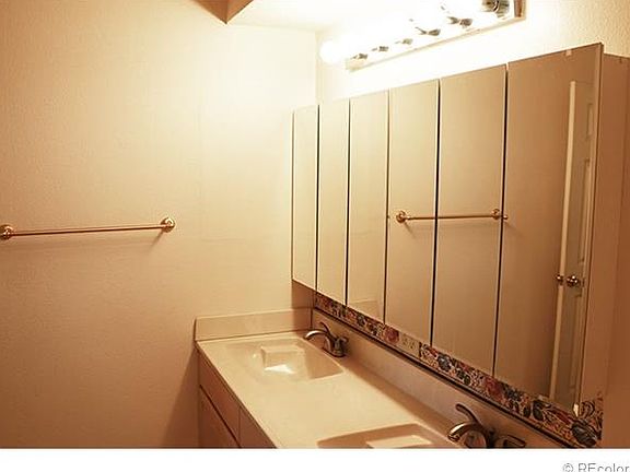 4th image of 7665 E Quincy Ave APT 104