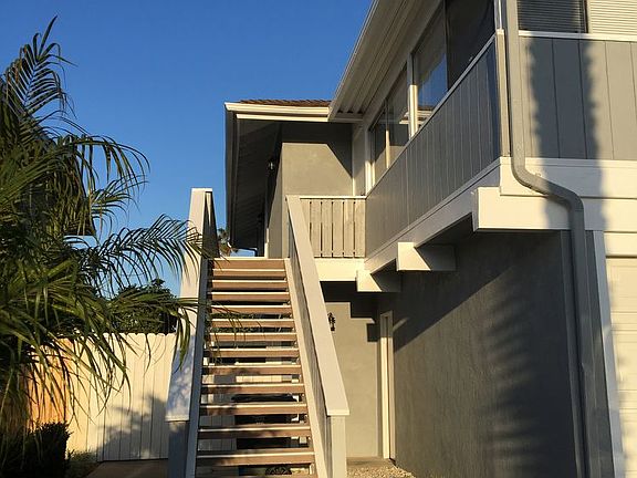 2nd image of 2855 Bayshore Ave