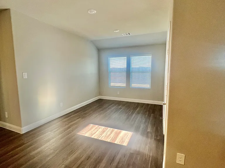 2367 Aspen Hill Dr #1 — Photo 18