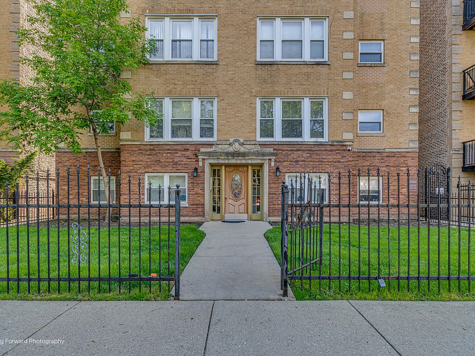 1st image of 6115 N Claremont Ave APT 1S
