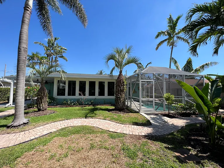1927 Cypress Ave — Photo 17