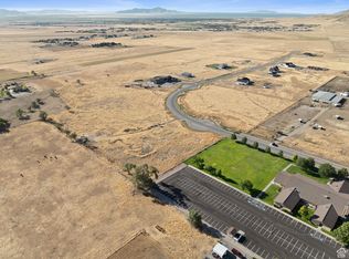 2065 Lincoln Ln, Tooele, UT 84074